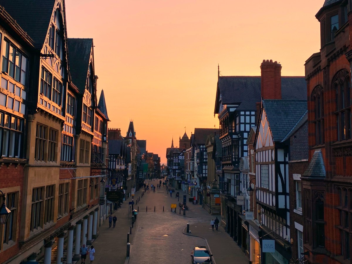 Beeston Castle to&nbsp;Chester